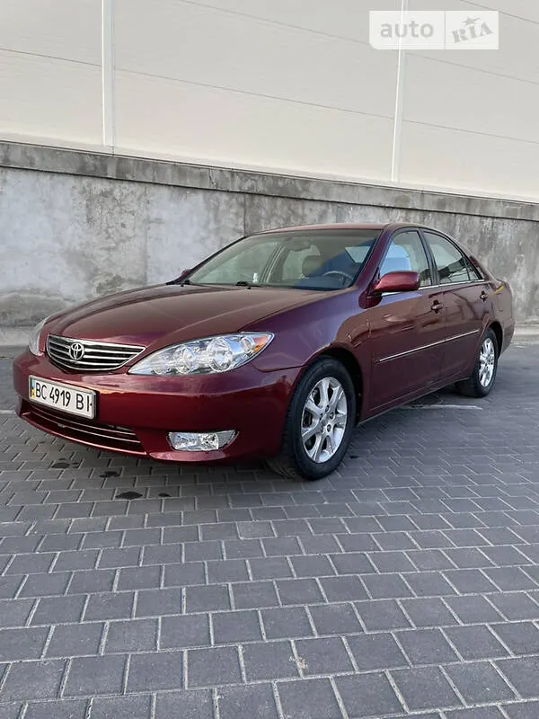 Toyota Camry XLE