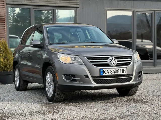 Volkswagen Tiguan S