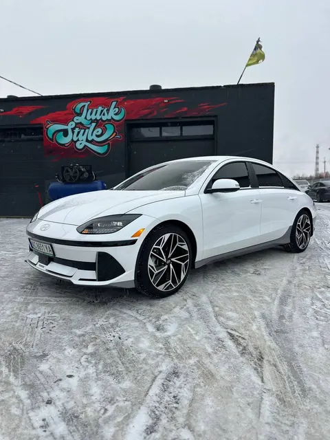 Hyundai Ioniq 6 Sel