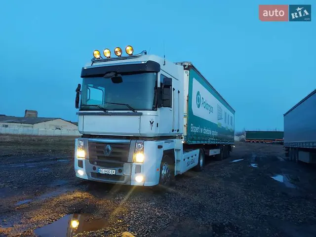 Renault Magnum