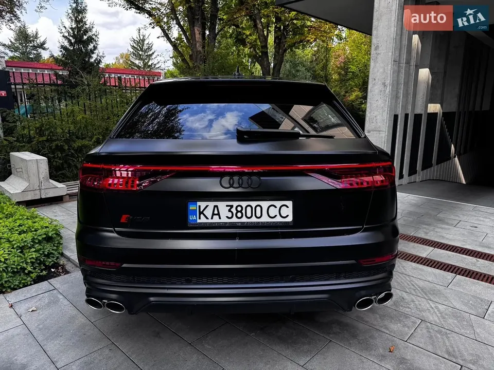 Audi SQ8 — фото 4