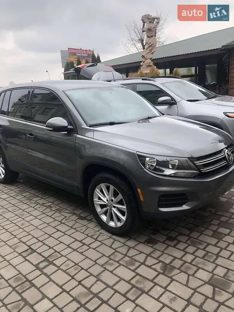 Volkswagen Tiguan