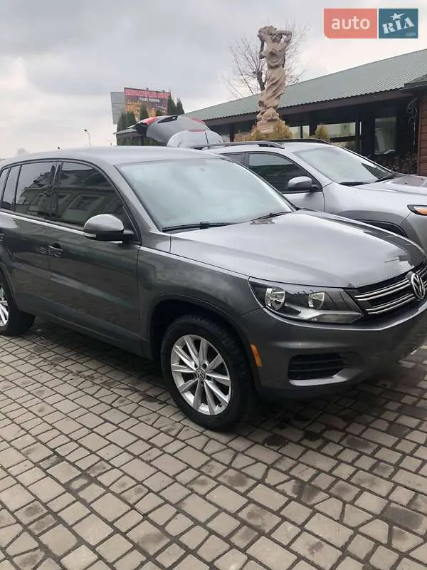 Volkswagen Tiguan