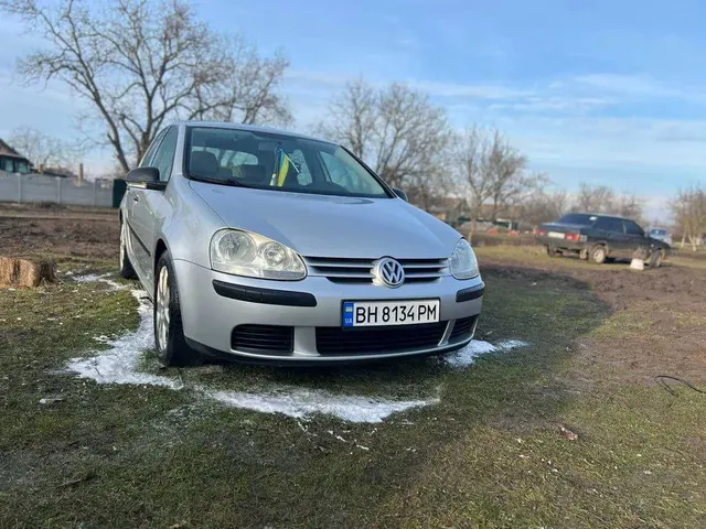 Volkswagen Golf V