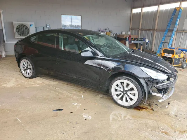 Tesla Model 3 RWD