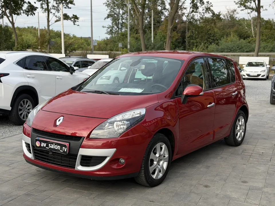 Renault Scenic — фото 3