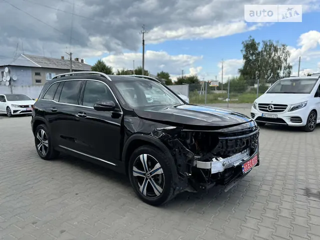 Mercedes-Benz EQB