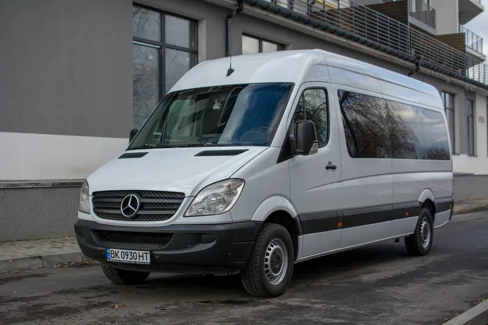 Mercedes-Benz Sprinter 311