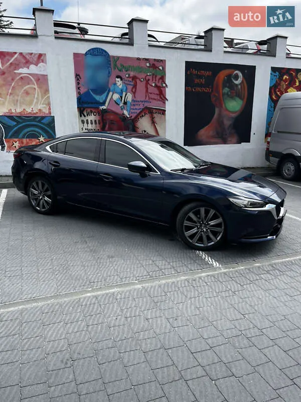 Mazda 6