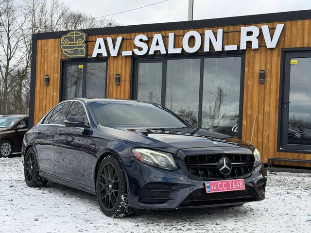 Mercedes-Benz E-Class E300 4MATIC