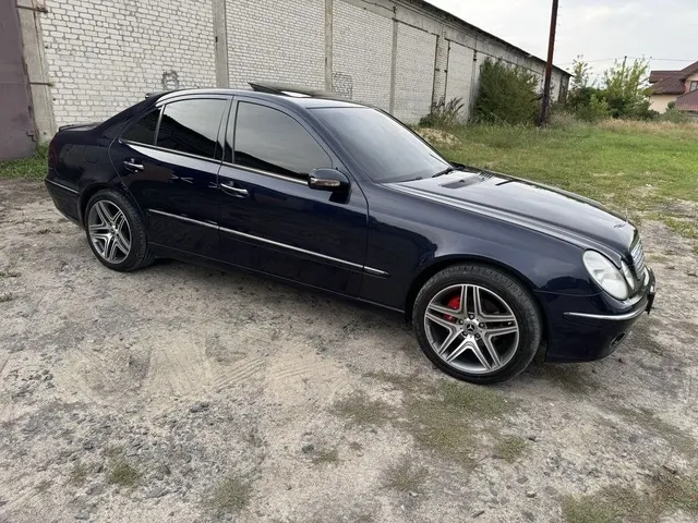 Mercedes-Benz W211 2 7