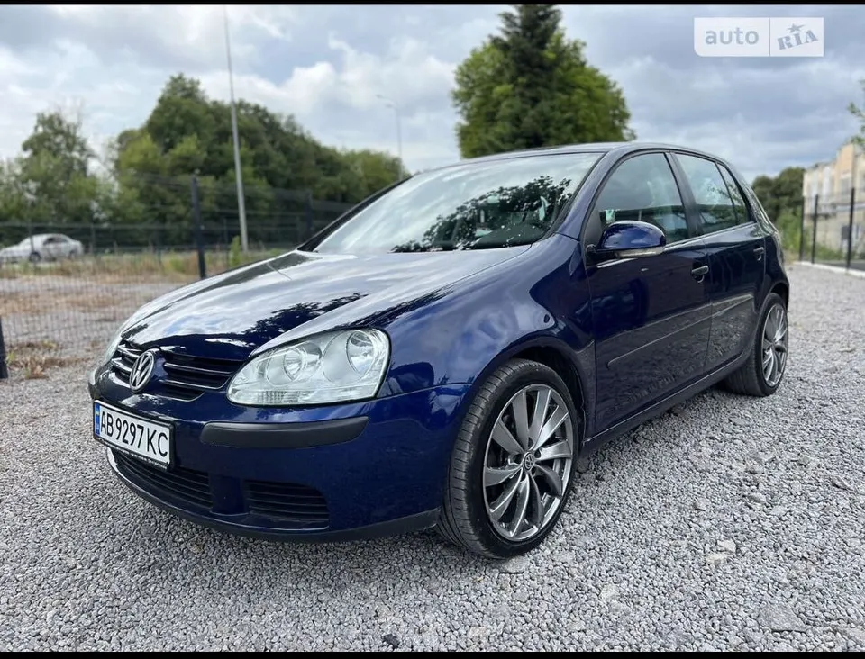 Volkswagen Golf V