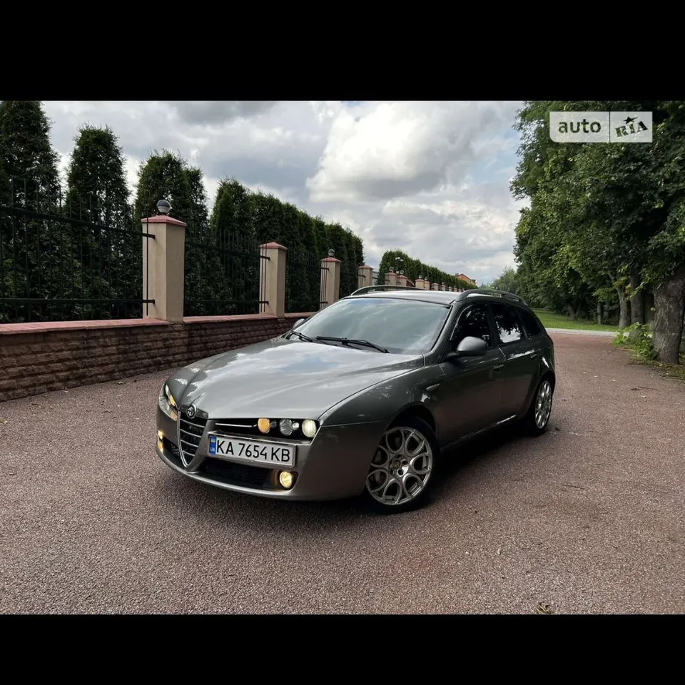 Alfa Romeo 159