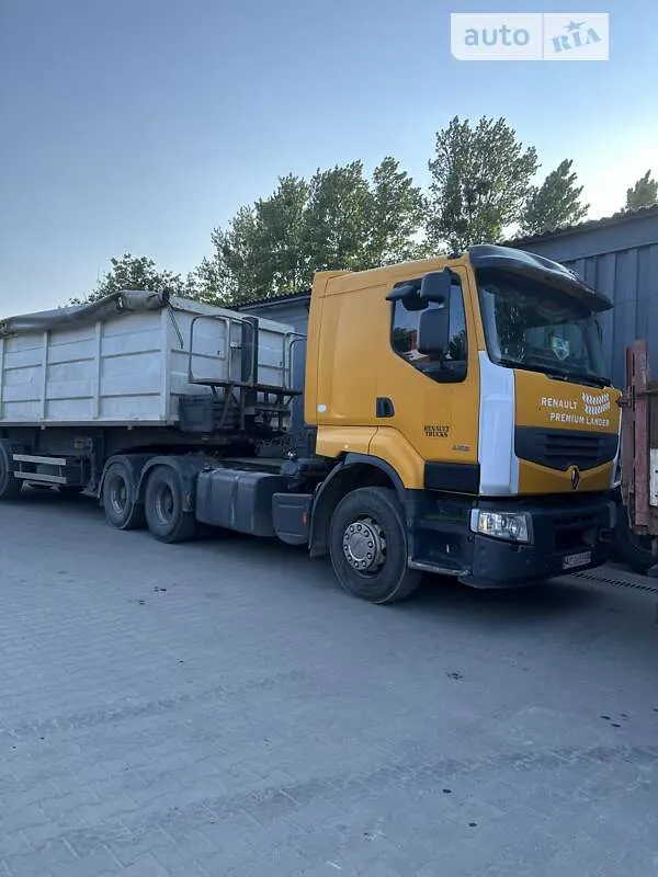 Renault Premium