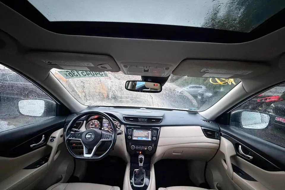 Nissan ROGUE SL — фото 9