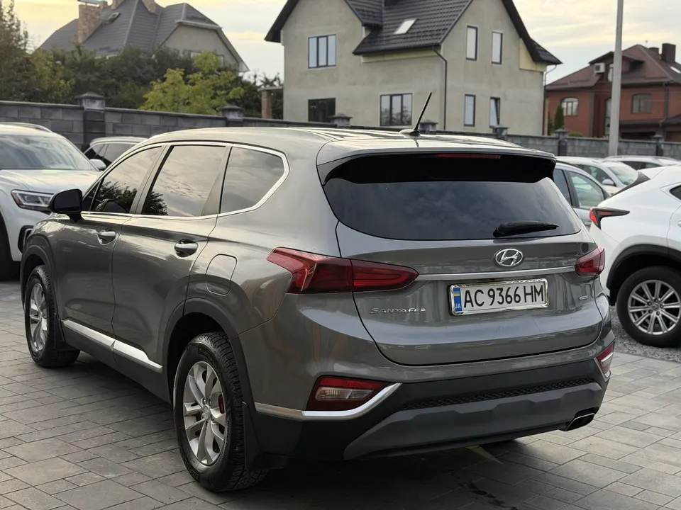 Hyundai Santa Fe — фото 4