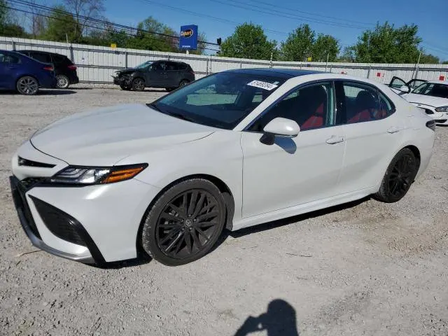Toyota CAMRY XSE