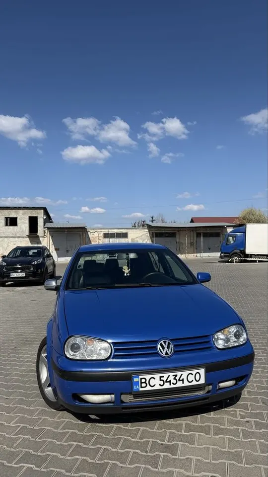 Volkswagen Golf 4 GTI