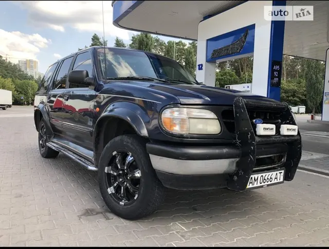 Ford Explorer