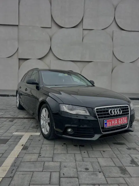 Audi A4 B8