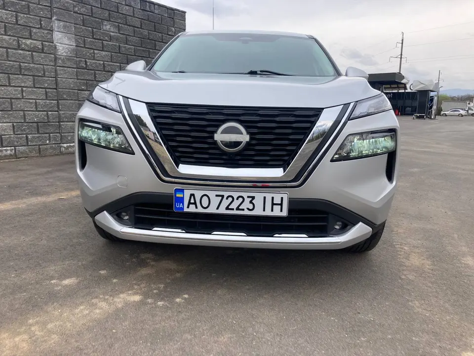 Nissan rogue