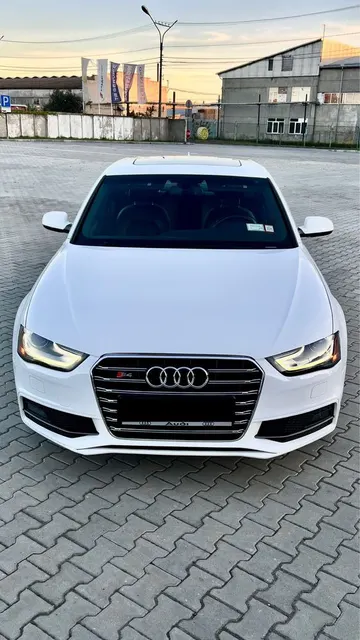 Audi A4 Quattro Premium Plus