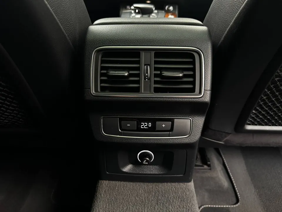 Audi Q5 Premium Plus — фото 10