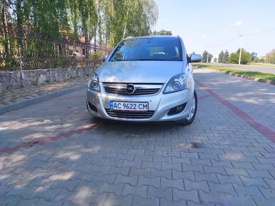 Opel Zafira