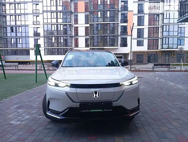 Honda eNS1