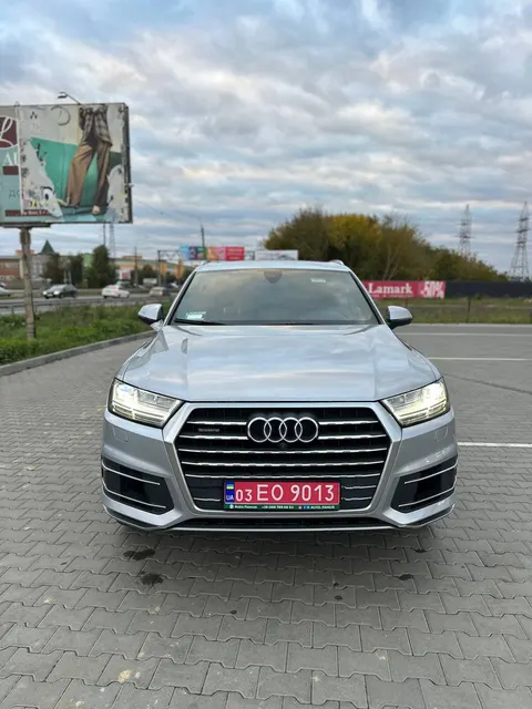 Audi Q7 Premium Plus
