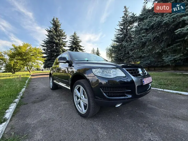 Volkswagen Touareg