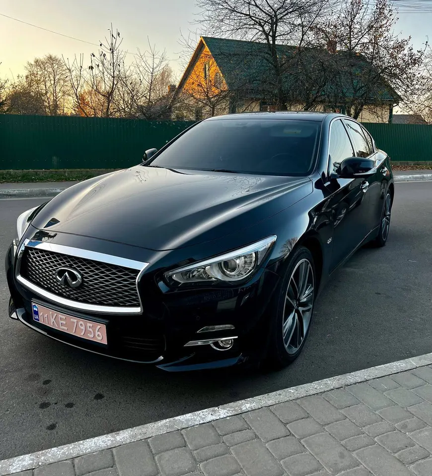 Infiniti q50 2.2d