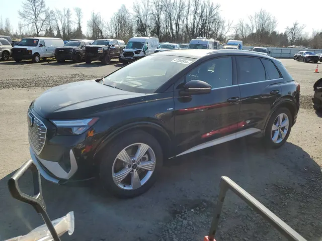 Audi Q4 E-TRON PREMIUM PLUS