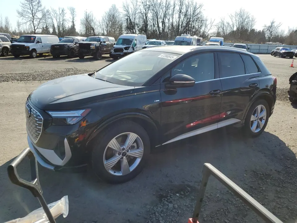 Audi Q4 E-TRON PREMIUM PLUS
