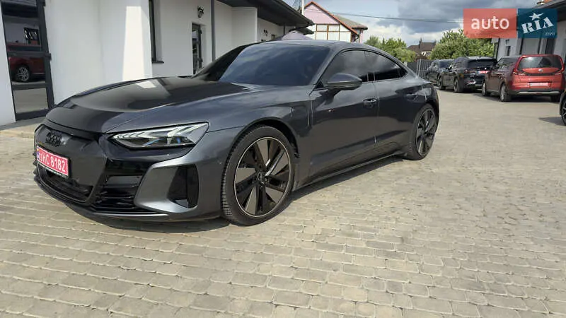 Audi e-tron GT