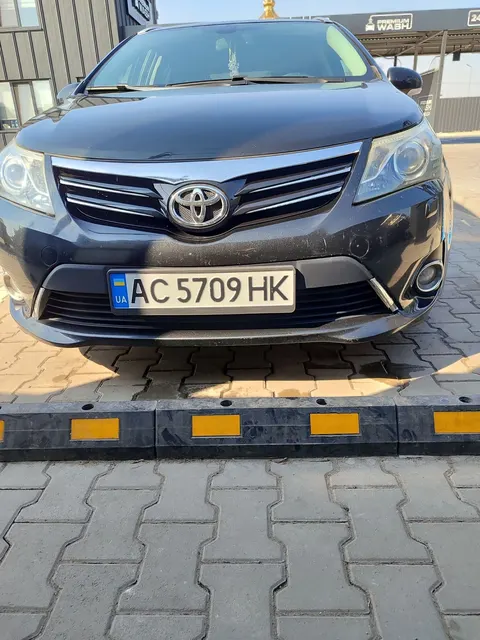 Toyota avensis