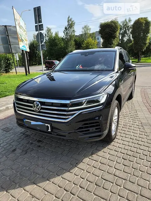 Volkswagen Touareg