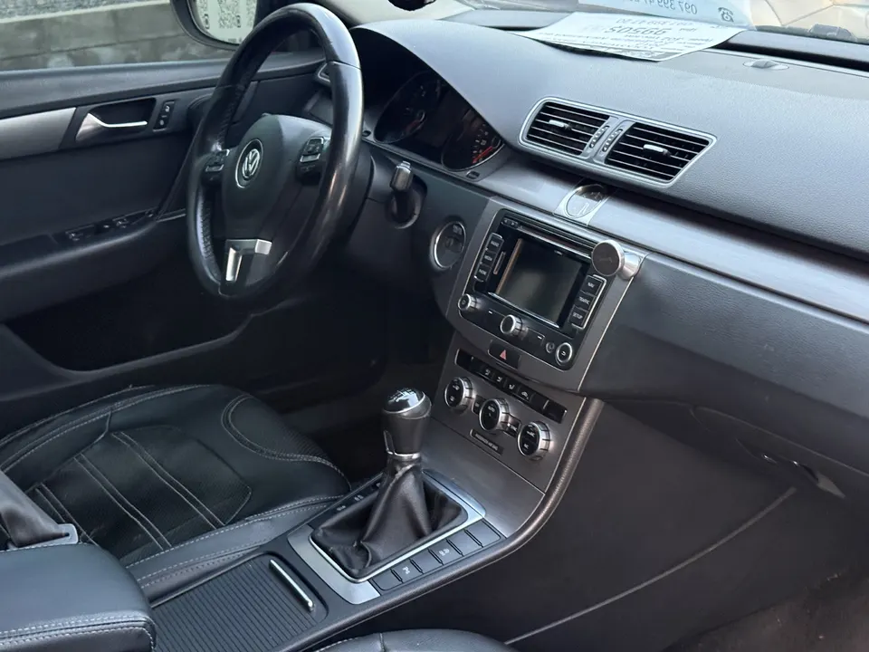 Volkswagen Passat — фото 3