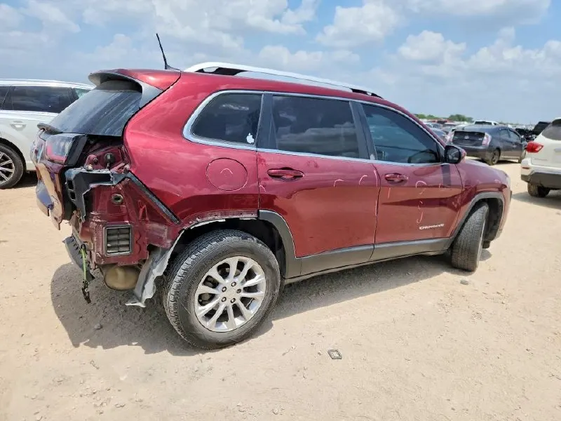 Jeep CHEROKEE LATITUDE — фото 3