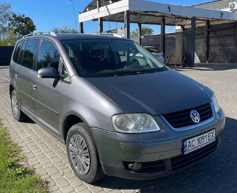 Volkswagen Touran