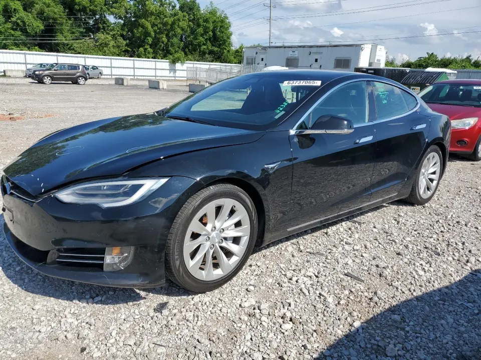 Tesla MODEL S 75D