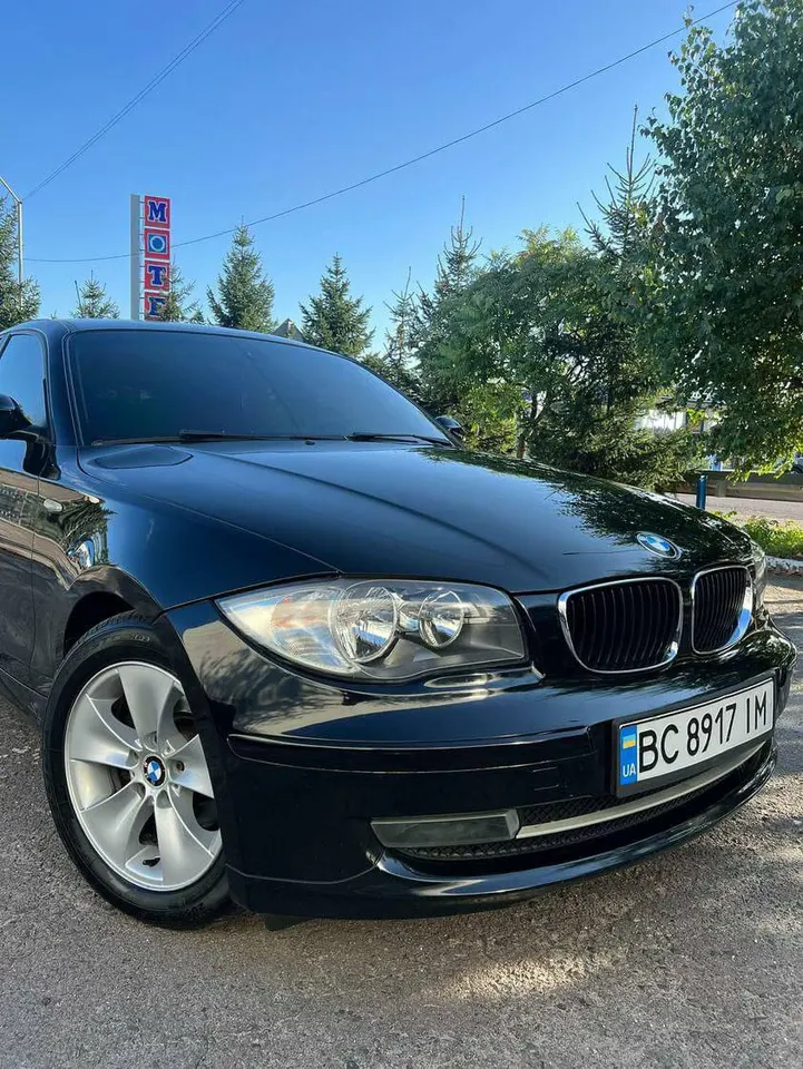 BMW E87
