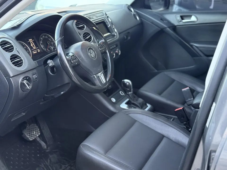 Volkswagen Tiguan — фото 9