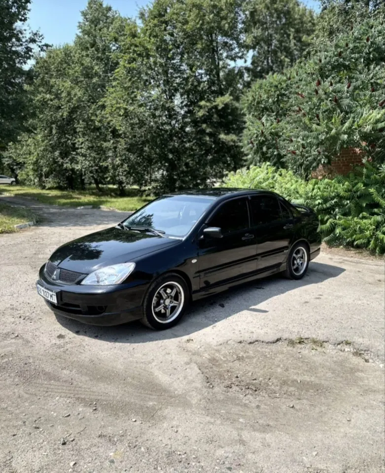 Mitsubishi lancer 9