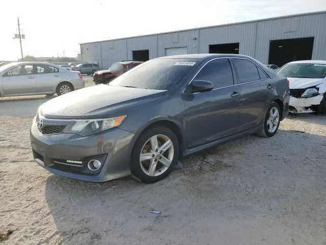 Toyota CAMRY L