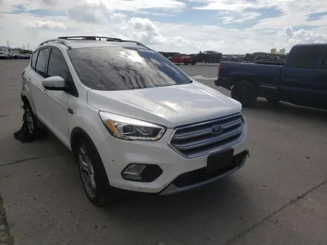 Ford ESCAPE TITANIUM