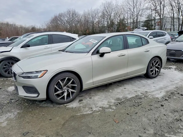Volvo S60 T5 MOMENTUM