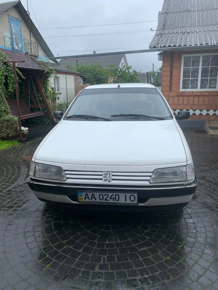 Peugeot 405