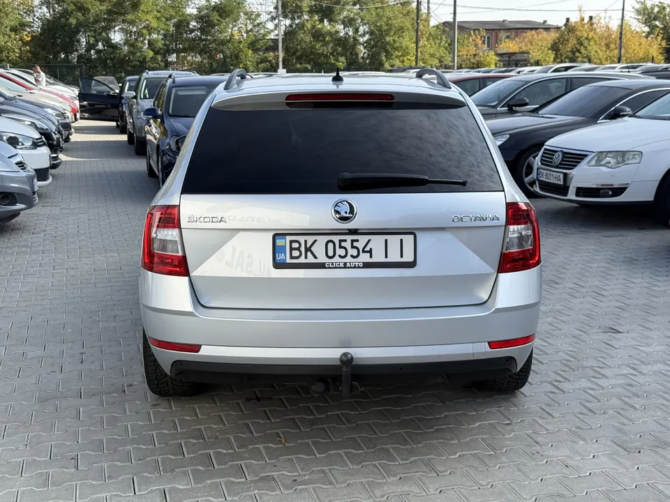 Skoda Octavia — фото 6