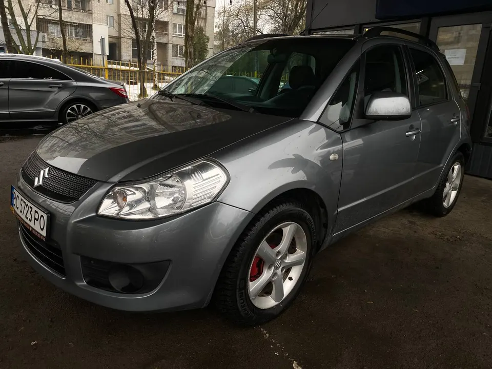 Suzuki SX4